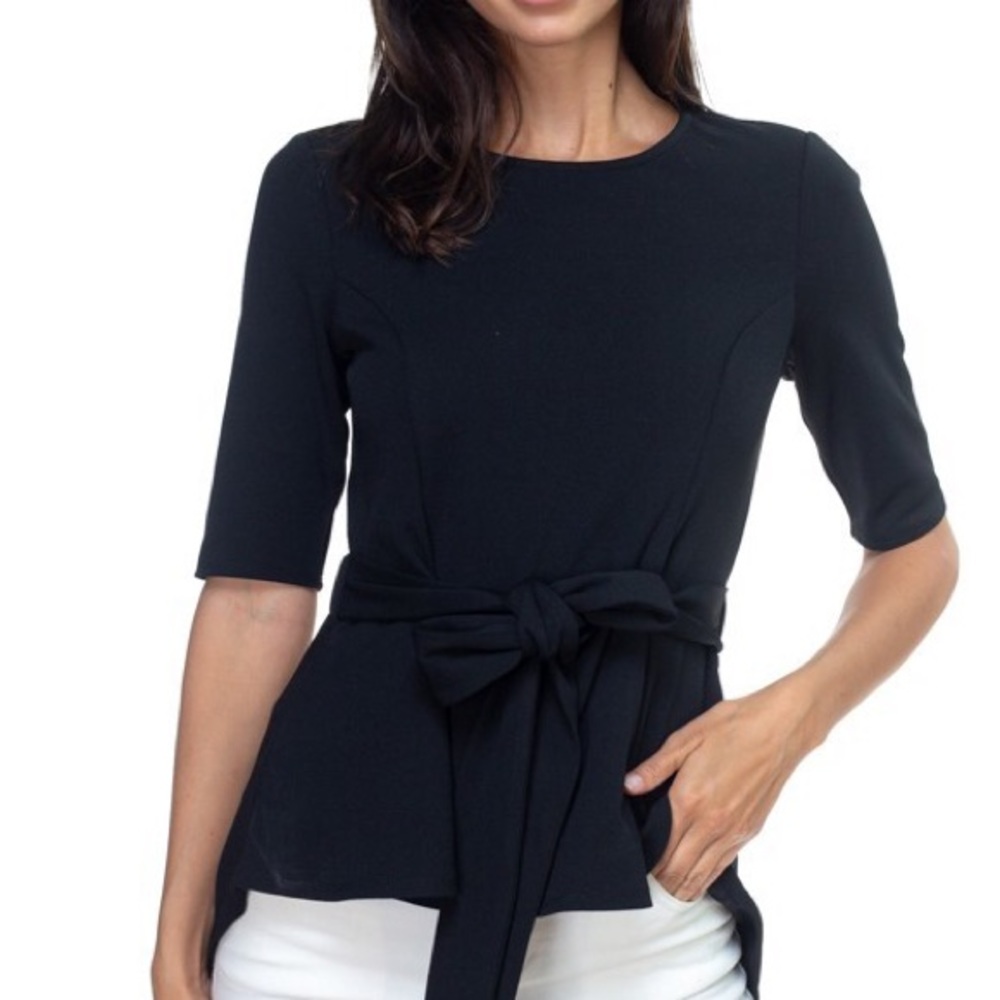 NWT Black Short Sleeve High Low Top Size Small